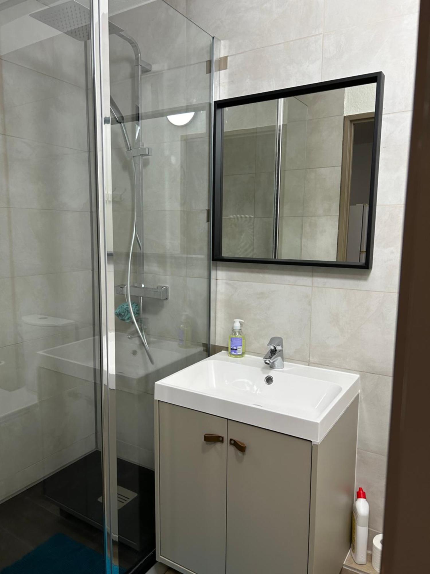 Apartement Saint Louis Train Station- Euroairport- Basel Экстерьер фото